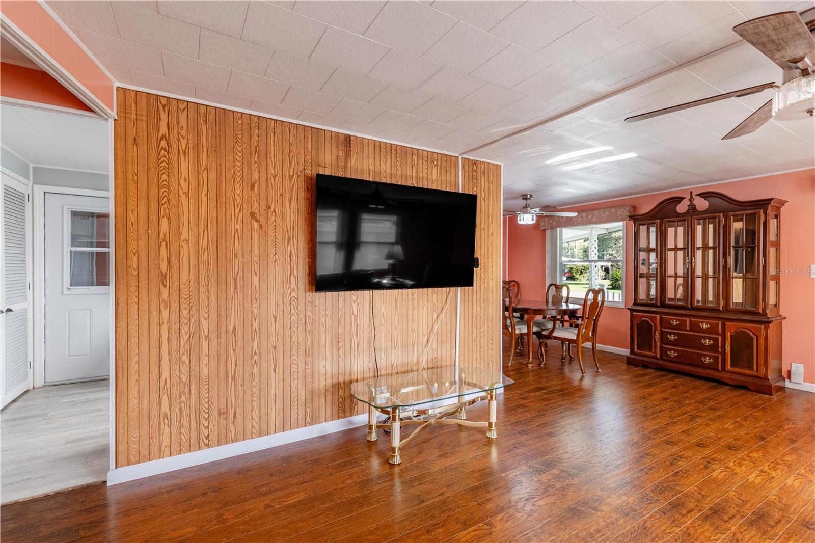 1026 CAPELLA DR, TAVARES, FL, 32778