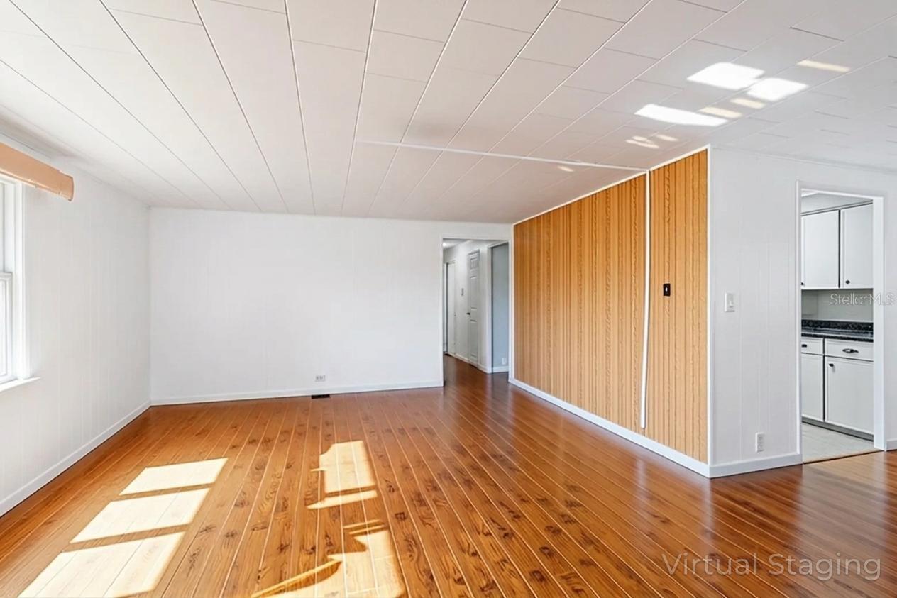 1026 CAPELLA DR, TAVARES, FL, 32778