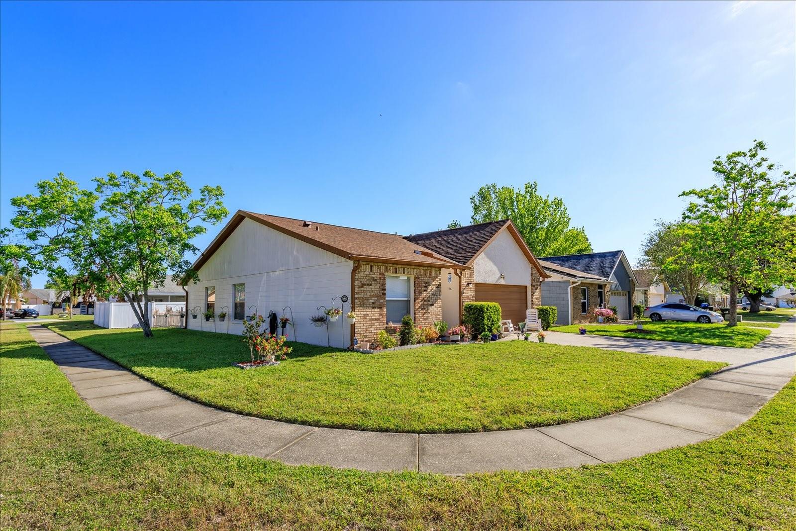 601 OAK MANOR CIR, ORLANDO, FL, 32825