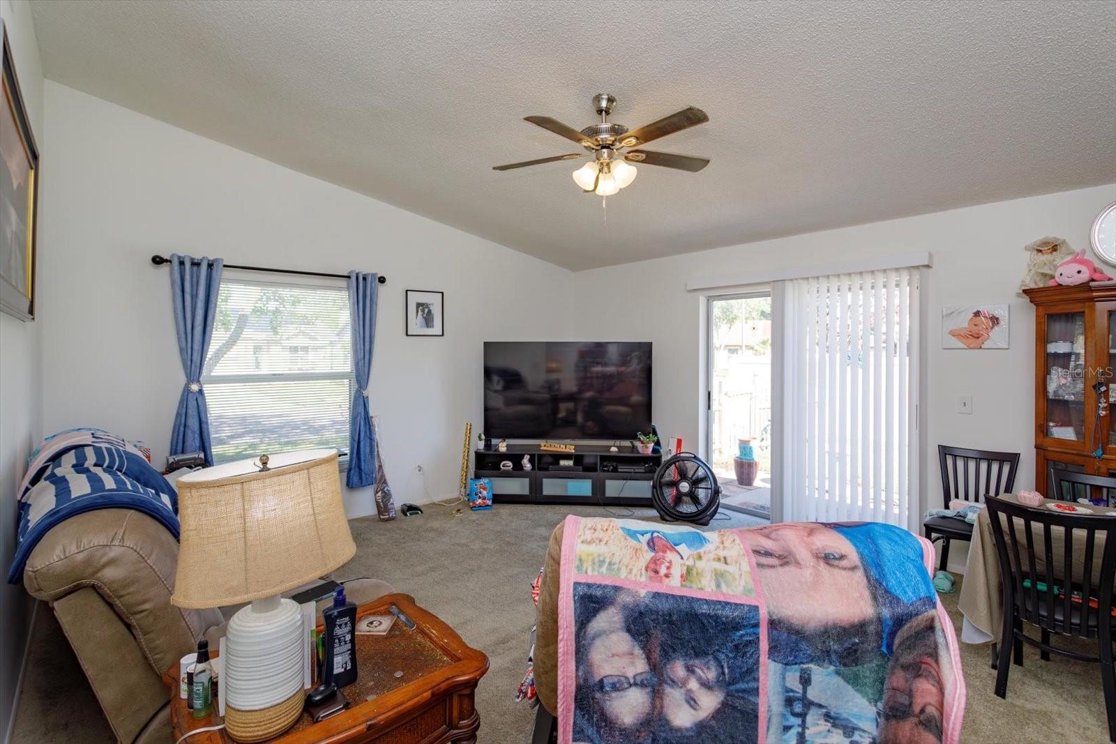 601 OAK MANOR CIR, ORLANDO, FL, 32825