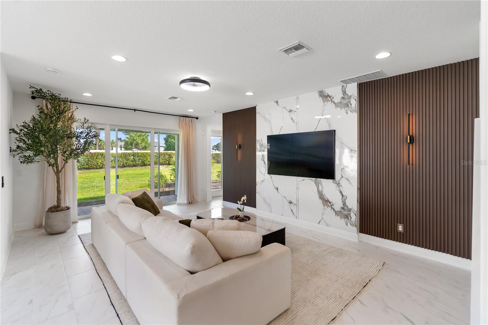 17510 SAVORY MIST CIR, BRADENTON, FL, 34211