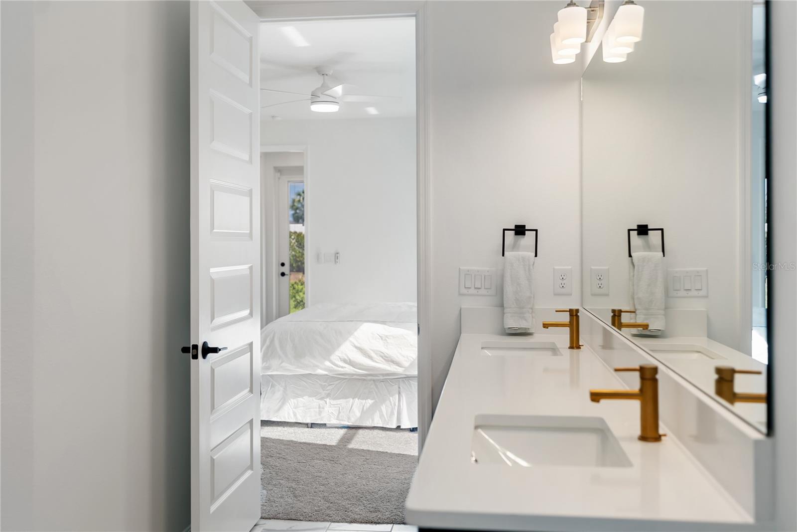 17510 SAVORY MIST CIR, BRADENTON, FL, 34211