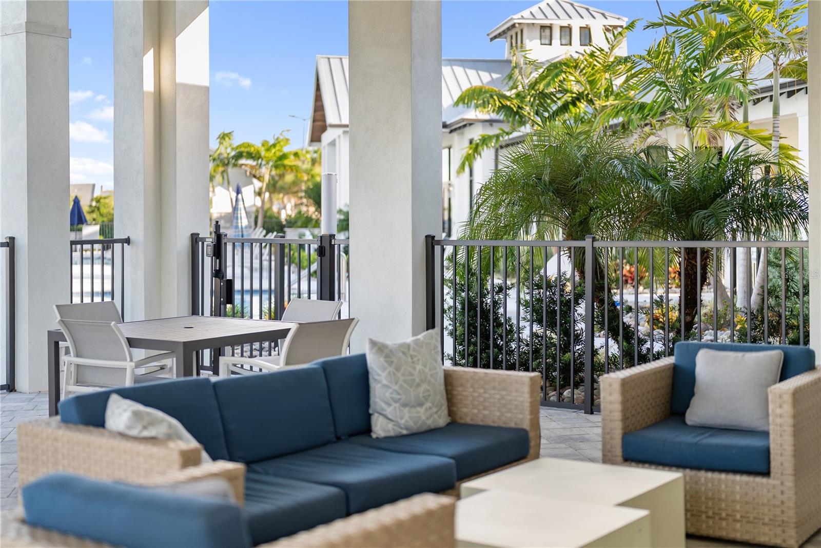 17510 SAVORY MIST CIR, BRADENTON, FL, 34211