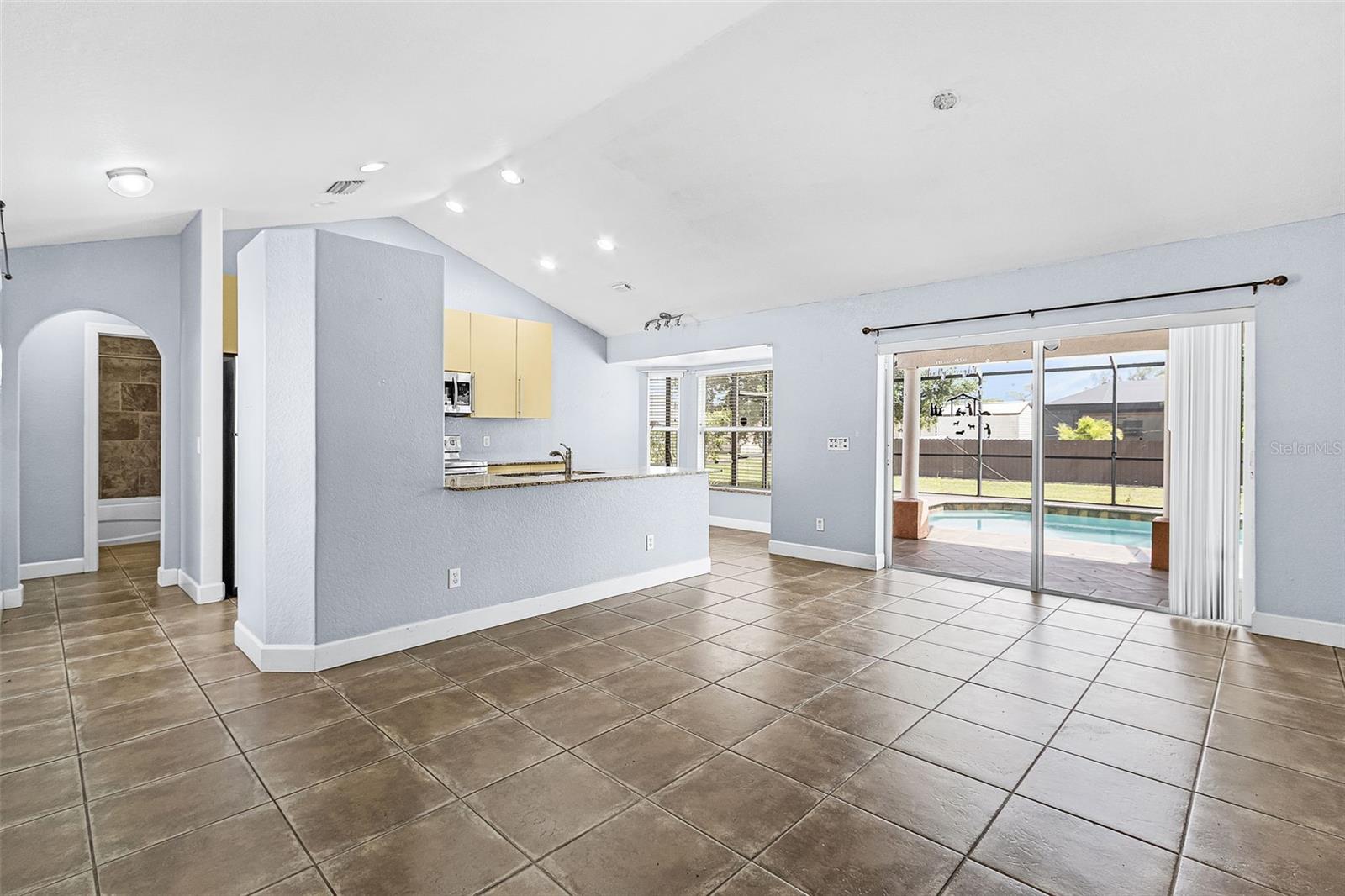 2442 EMBERS PKWY W, CAPE CORAL, FL, 33993