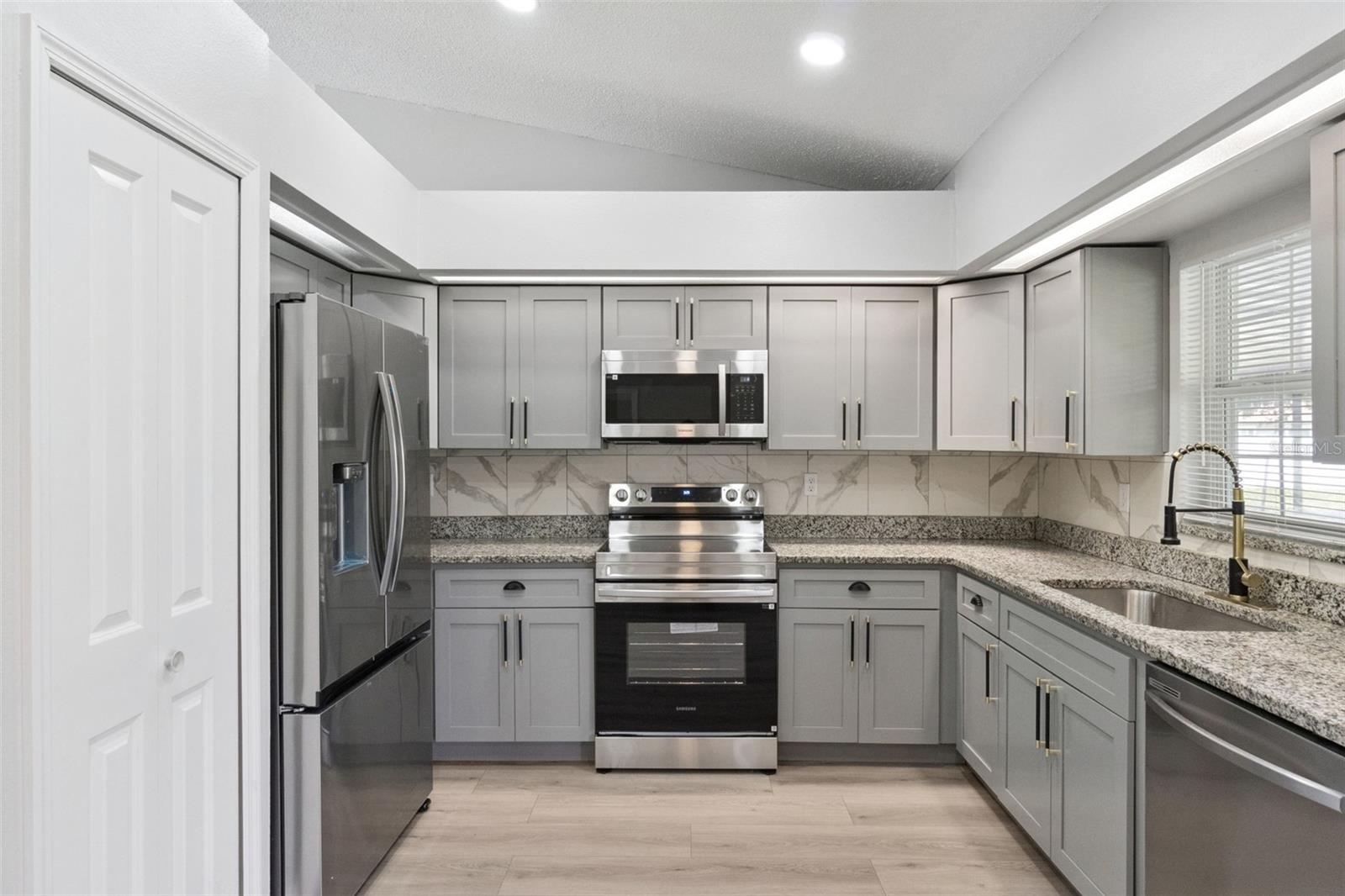 621 N DELMONTE CT, POINCIANA, FL, 34758