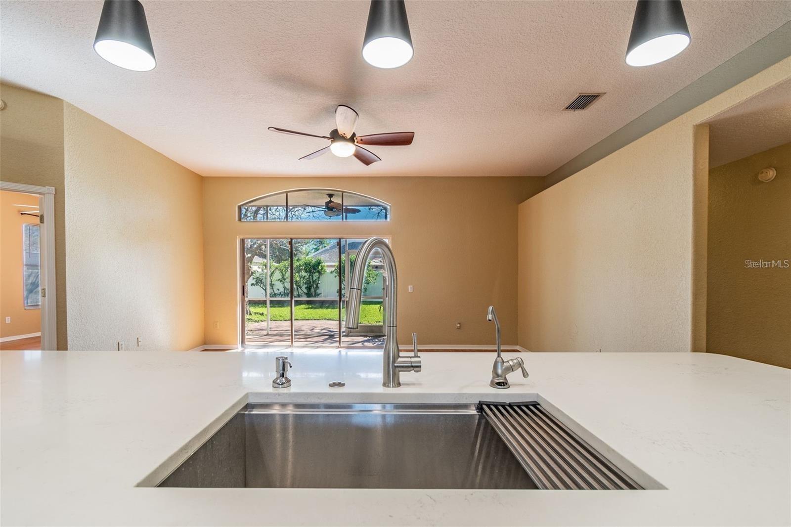 1936 TANGLEDVINE DR, WESLEY CHAPEL, FL, 33543