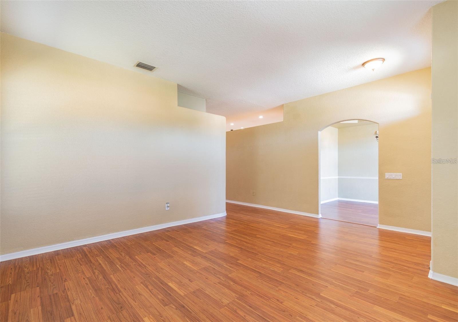 1936 TANGLEDVINE DR, WESLEY CHAPEL, FL, 33543