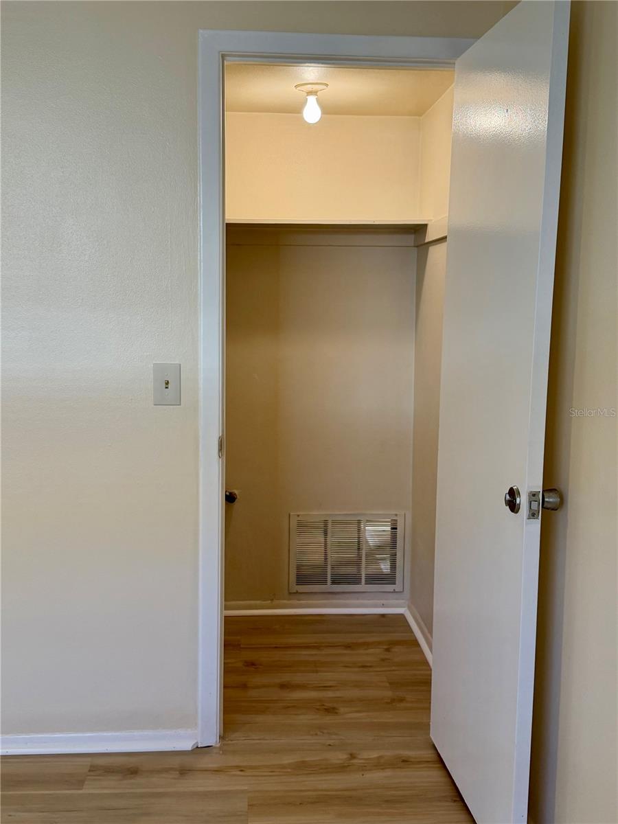 1320 MORELAND DR #12, CLEARWATER, FL, 33764