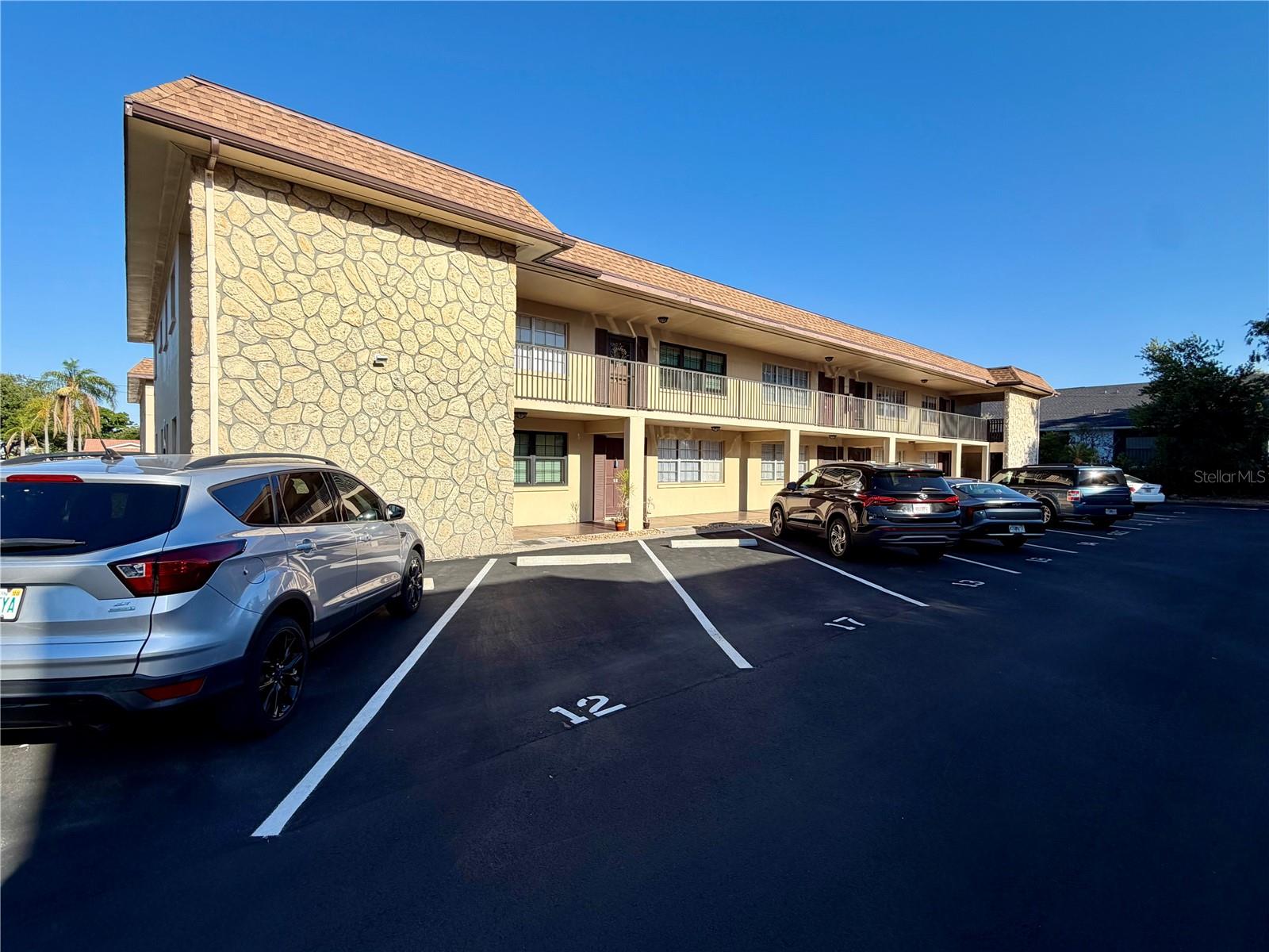 1320 MORELAND DR #12, CLEARWATER, FL, 33764