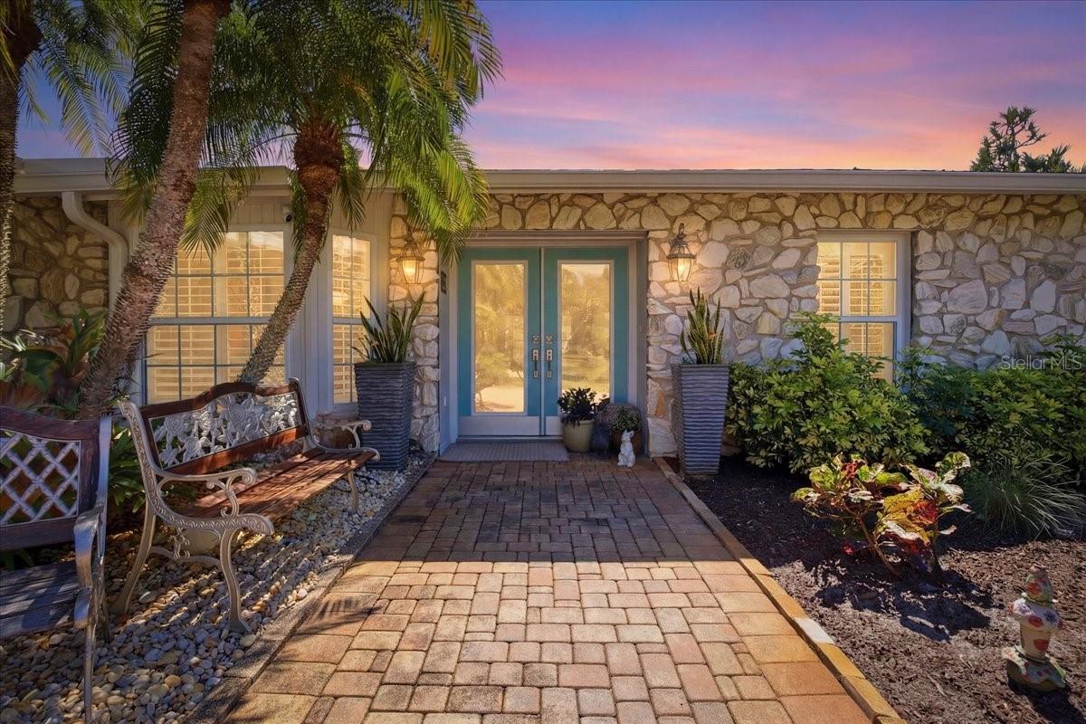 1231 BAYSHORE DR, ENGLEWOOD, FL, 34223