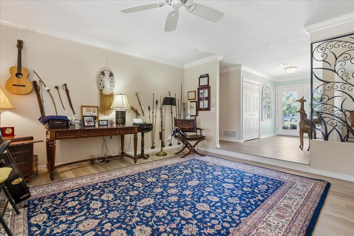 1231 BAYSHORE DR, ENGLEWOOD, FL, 34223