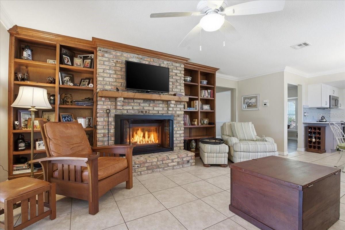 1231 BAYSHORE DR, ENGLEWOOD, FL, 34223