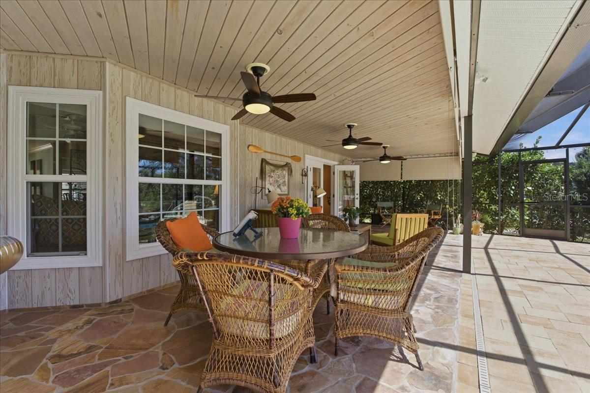 1231 BAYSHORE DR, ENGLEWOOD, FL, 34223