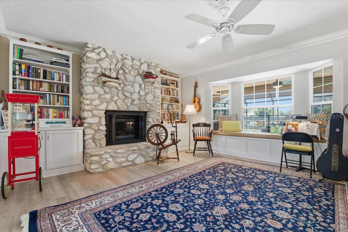 1231 BAYSHORE DR, ENGLEWOOD, FL, 34223