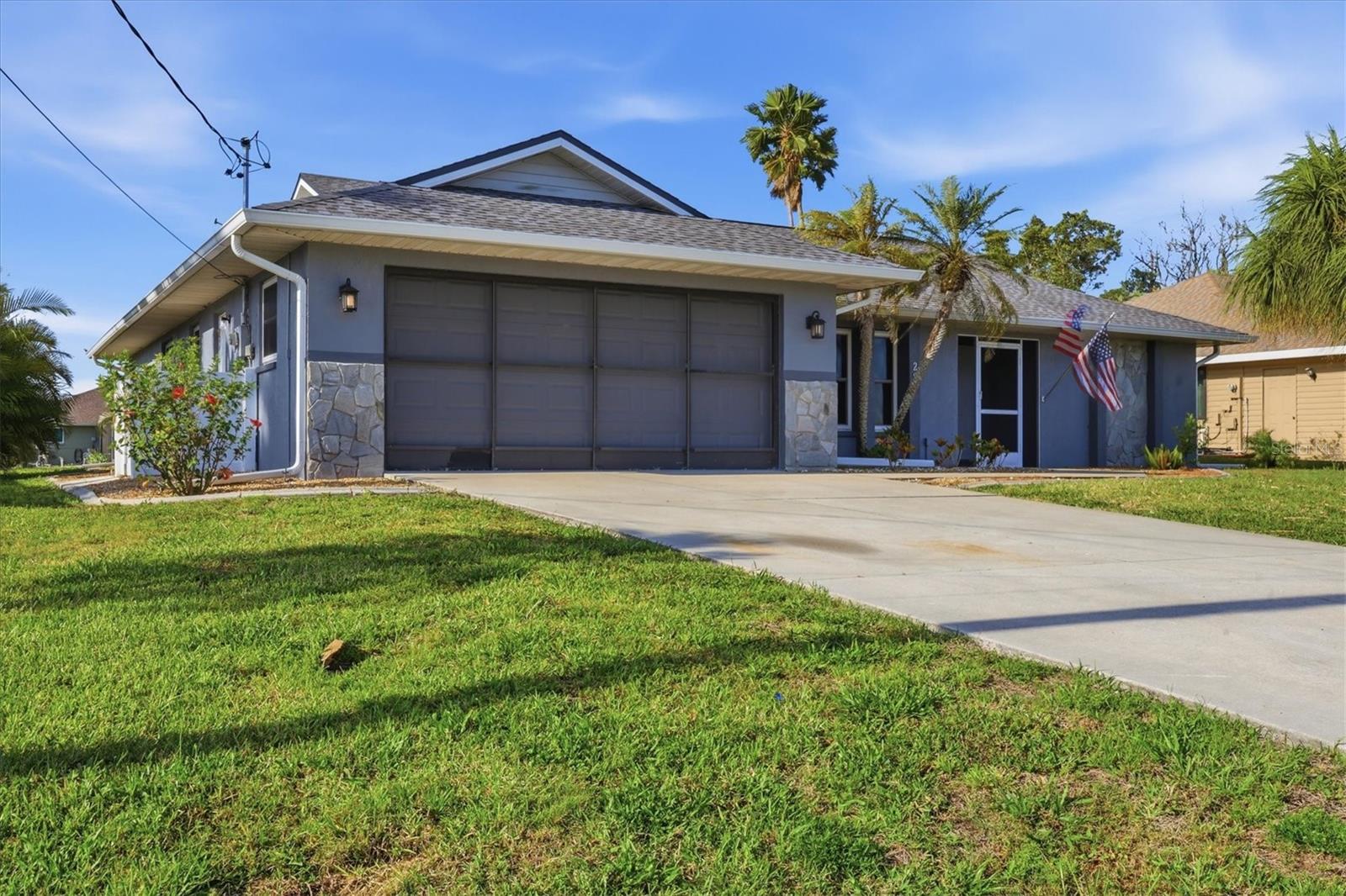 29 BUNKER RD, ROTONDA WEST, FL, 33947