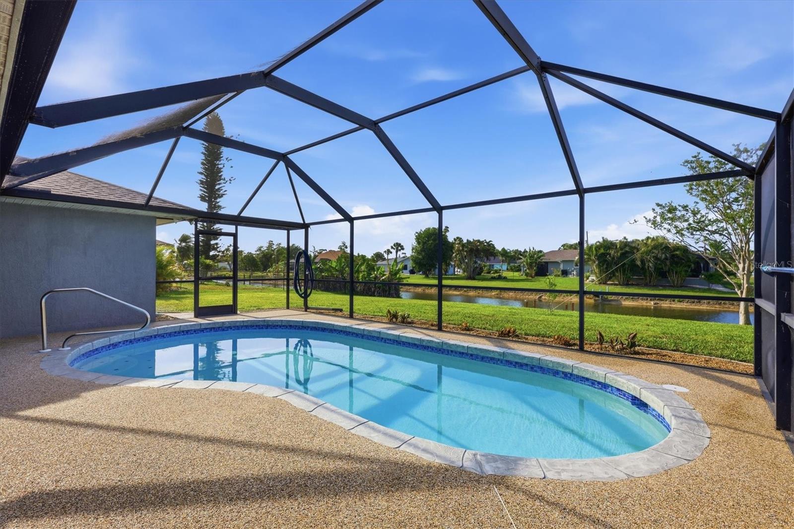 29 BUNKER RD, ROTONDA WEST, FL, 33947