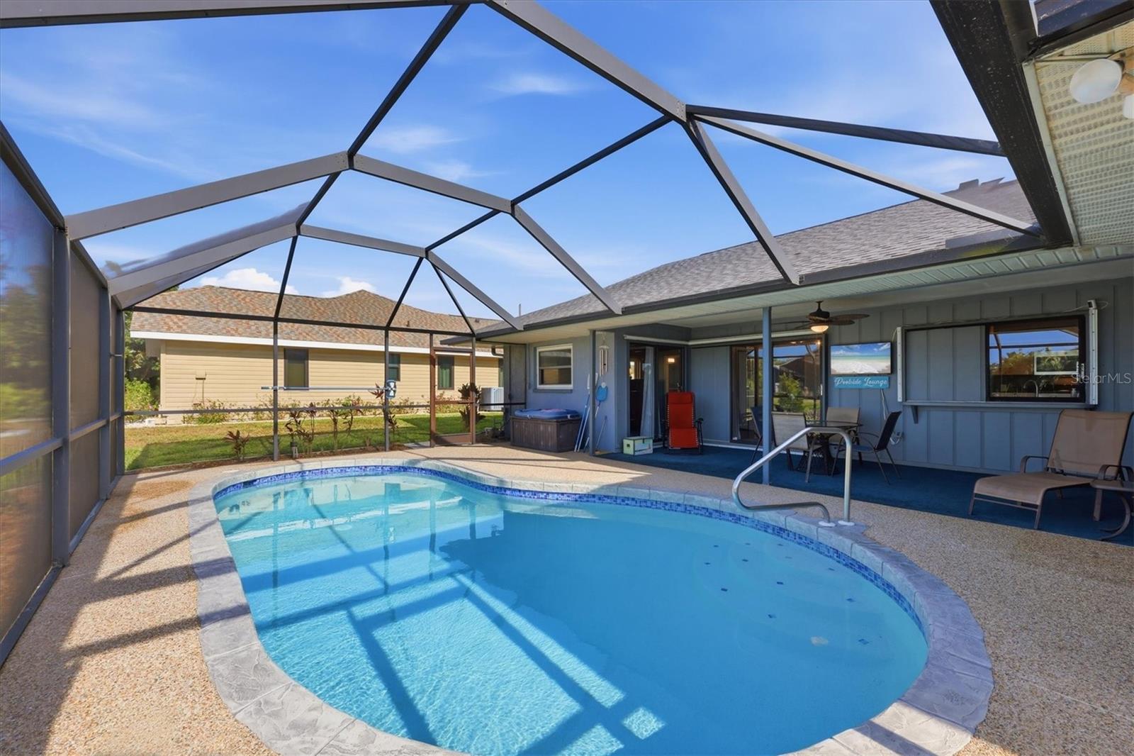 29 BUNKER RD, ROTONDA WEST, FL, 33947