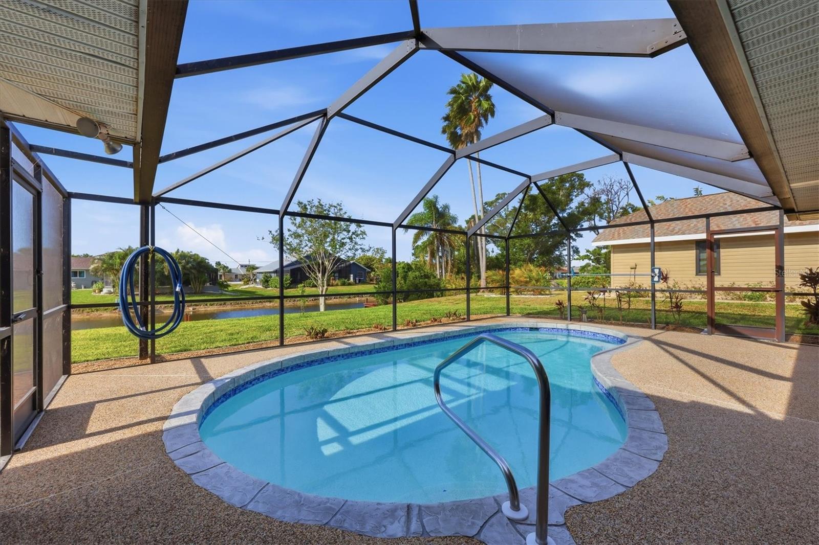 29 BUNKER RD, ROTONDA WEST, FL, 33947