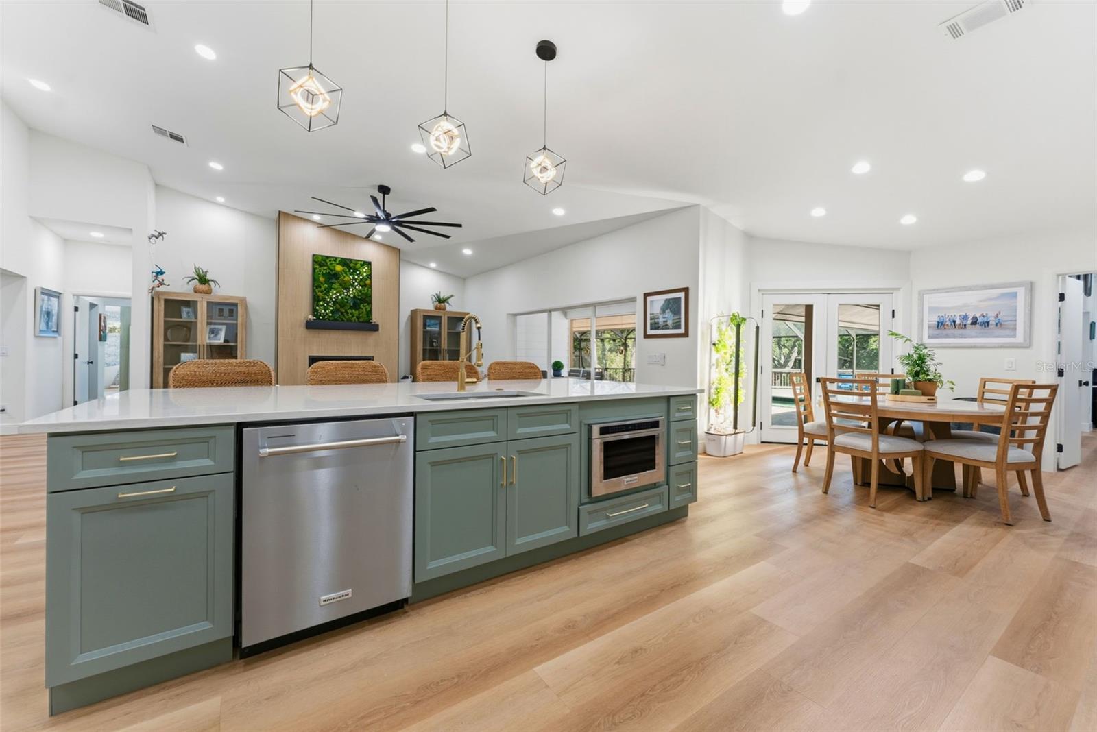 1360 SAGO CT, DUNEDIN, FL, 34698