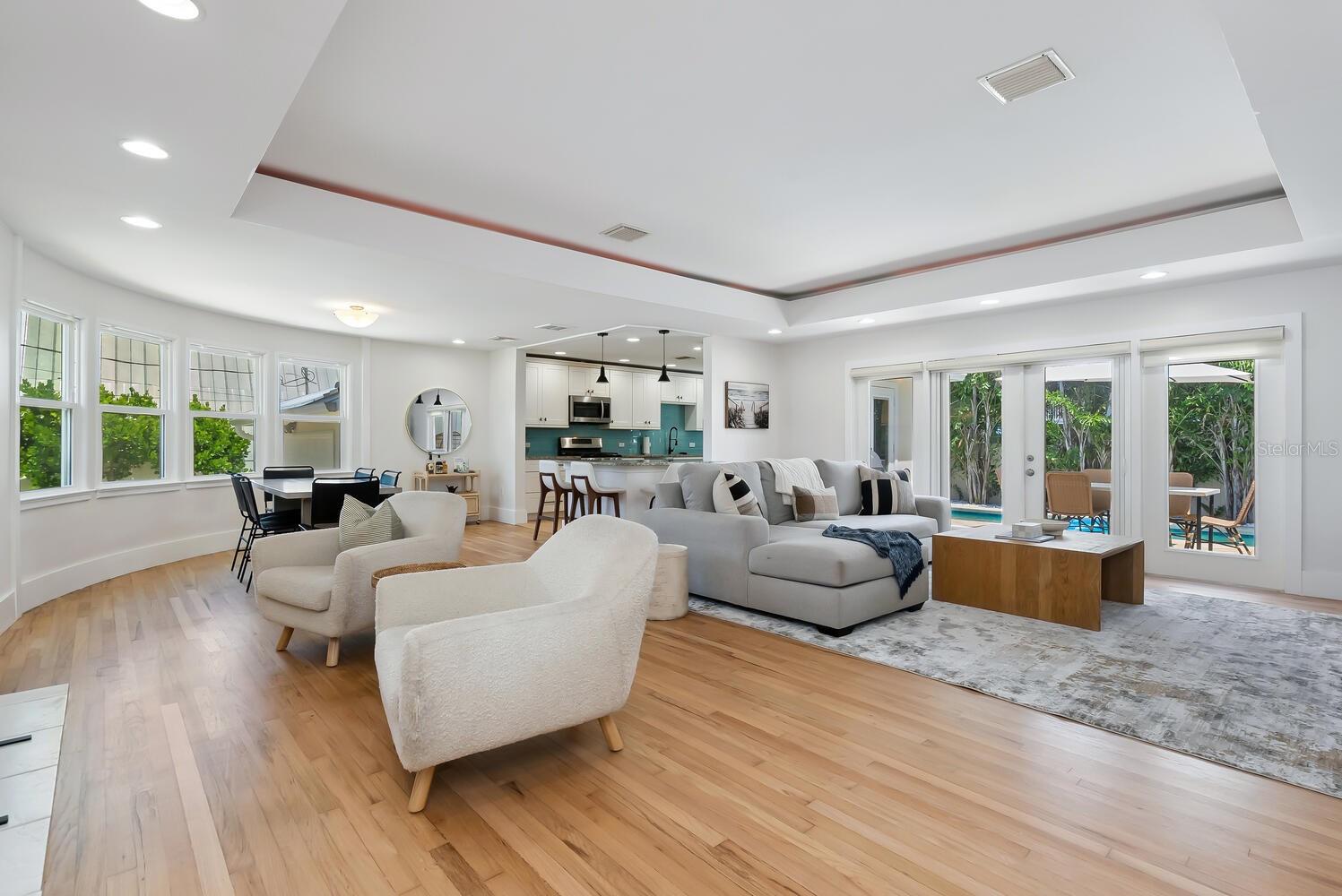 1931 HIGH POINT CIR, SARASOTA, FL, 34236