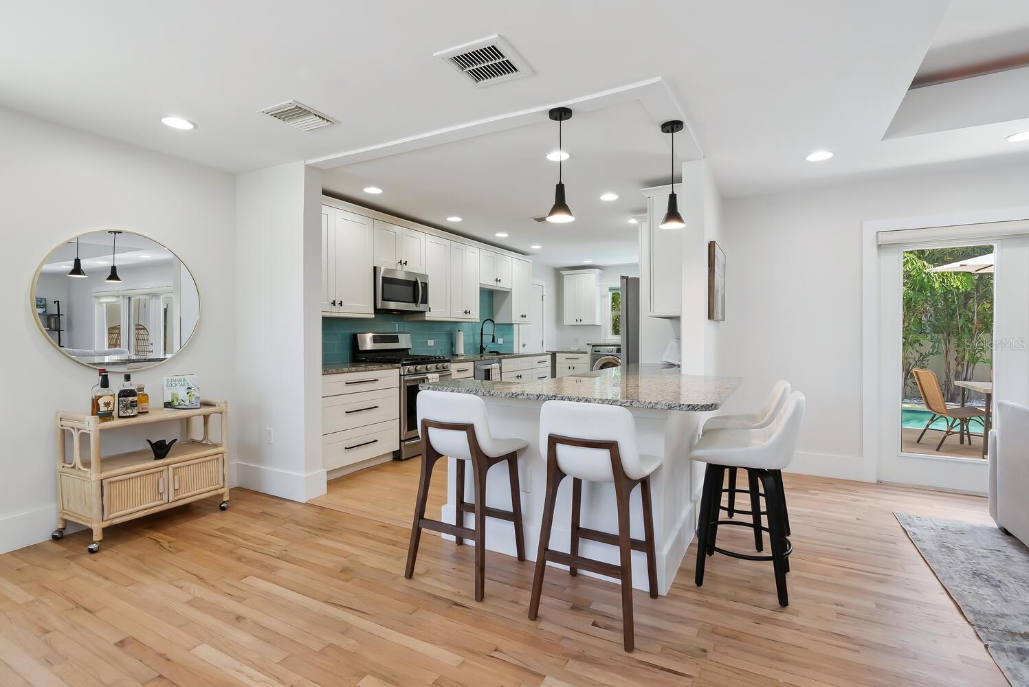 1931 HIGH POINT CIR, SARASOTA, FL, 34236