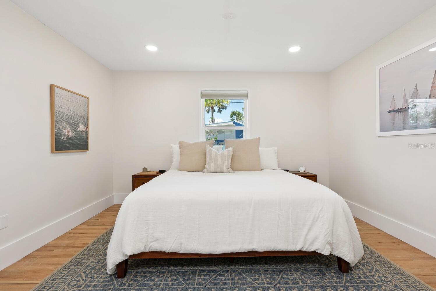 1931 HIGH POINT CIR, SARASOTA, FL, 34236