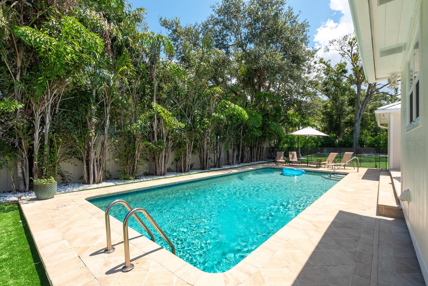 1931 HIGH POINT CIR, SARASOTA, FL, 34236