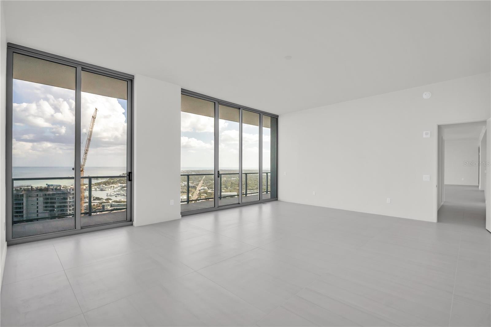 400 CENTRAL AVE #4002, ST PETERSBURG, FL, 33701