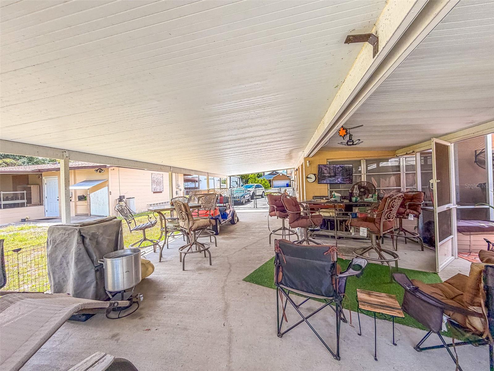 305 CLOVERLEAF RD, LAKE PLACID, FL, 33852