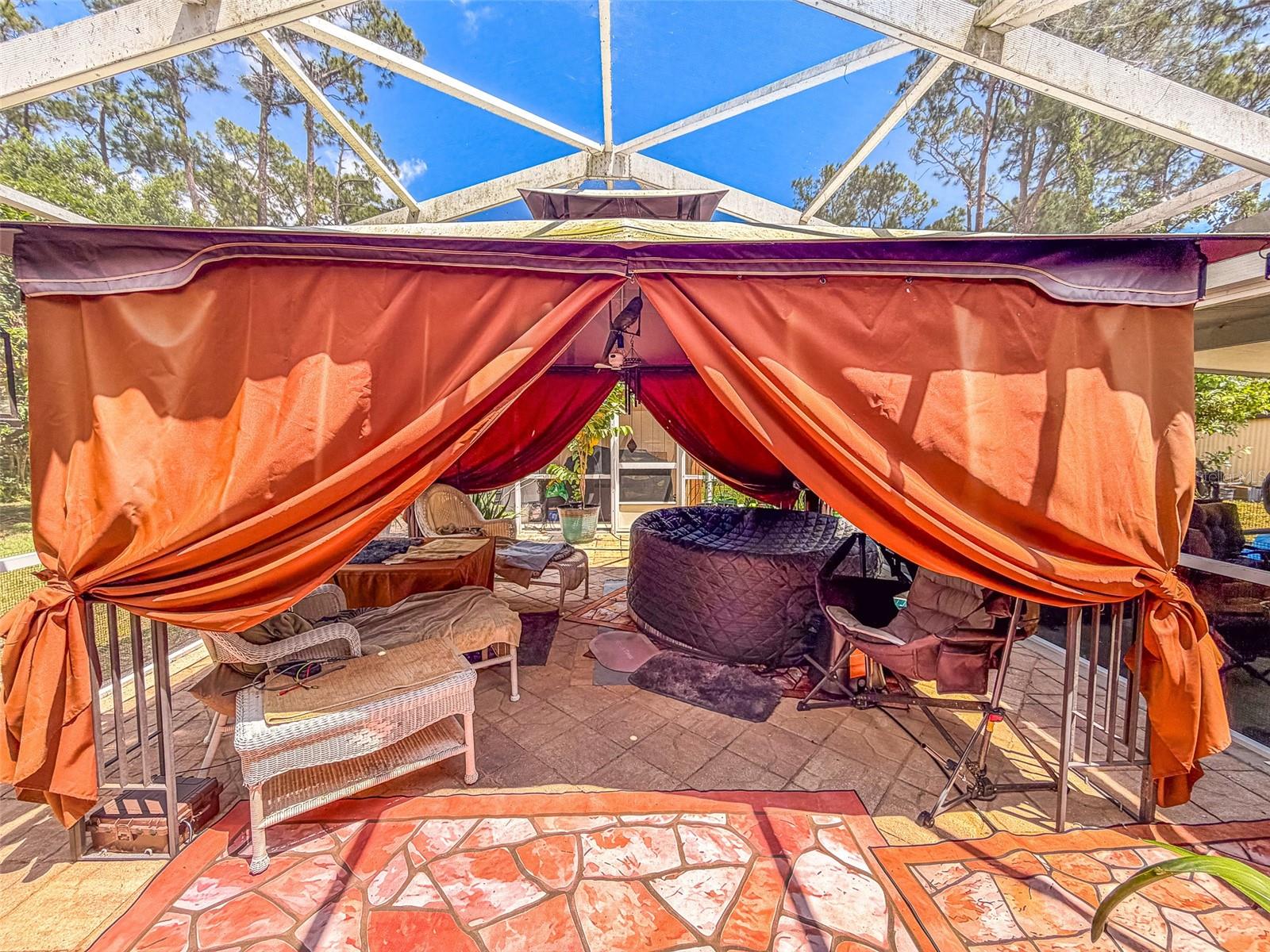 305 CLOVERLEAF RD, LAKE PLACID, FL, 33852