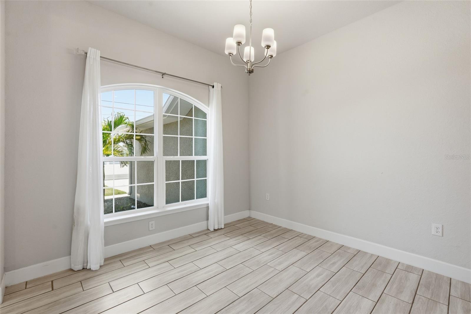 119 LONG MEADOW LN, ROTONDA WEST, FL, 33947