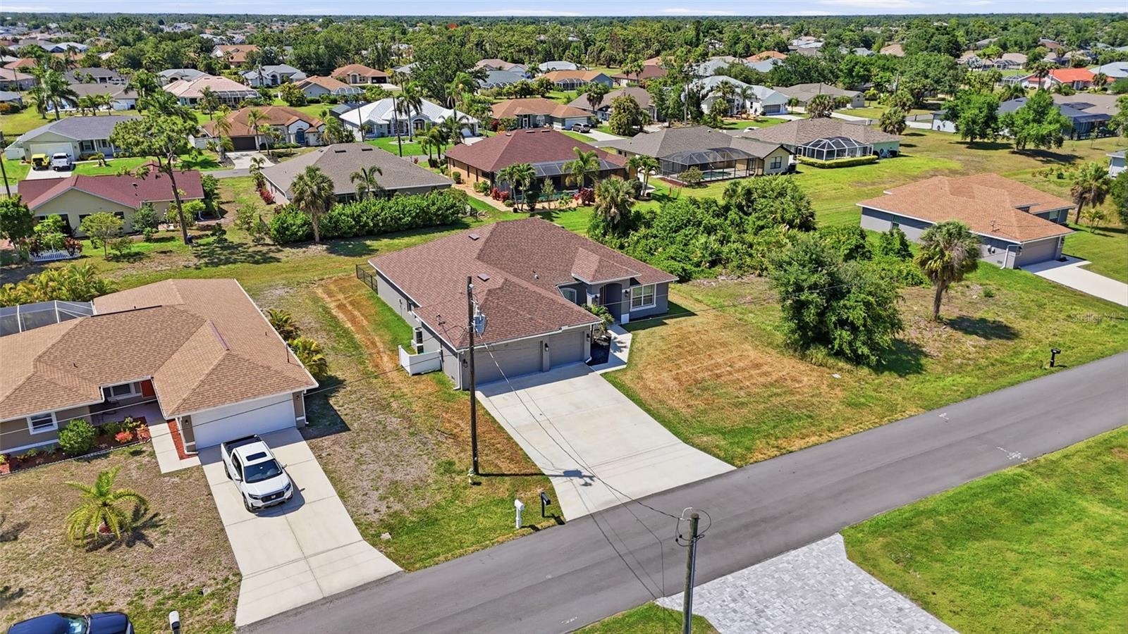 119 LONG MEADOW LN, ROTONDA WEST, FL, 33947