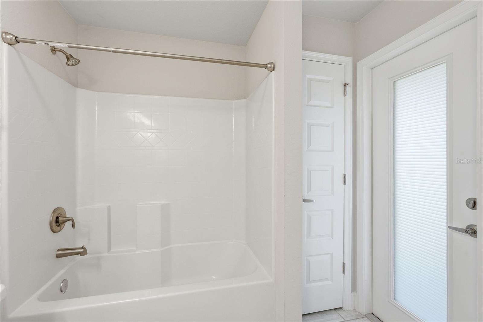 119 LONG MEADOW LN, ROTONDA WEST, FL, 33947