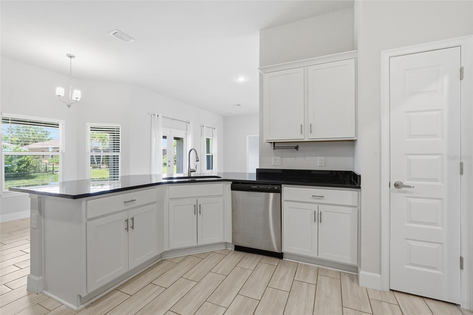 119 LONG MEADOW LN, ROTONDA WEST, FL, 33947