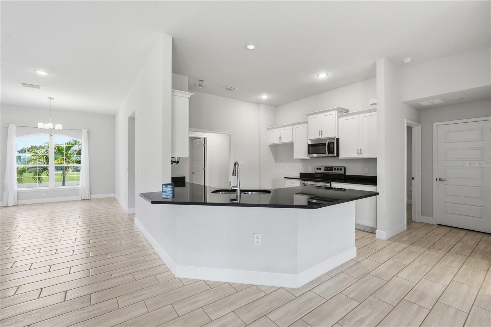 119 LONG MEADOW LN, ROTONDA WEST, FL, 33947