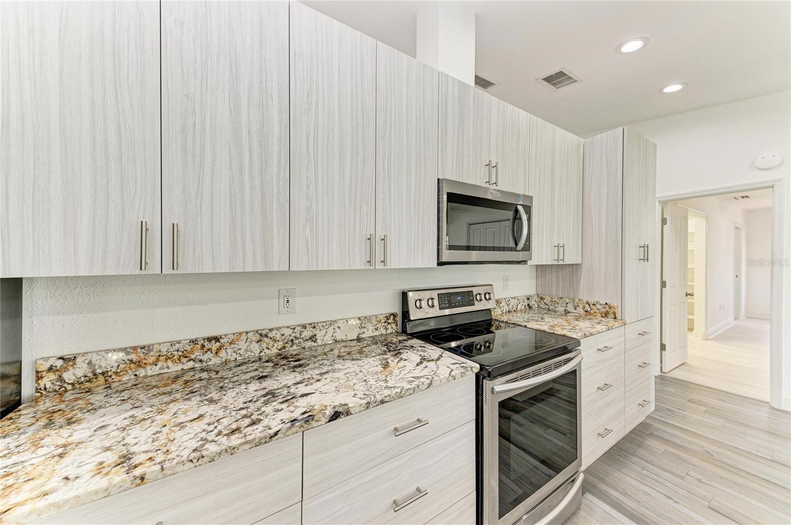 6315 4TH AVE NW, BRADENTON, FL, 34209