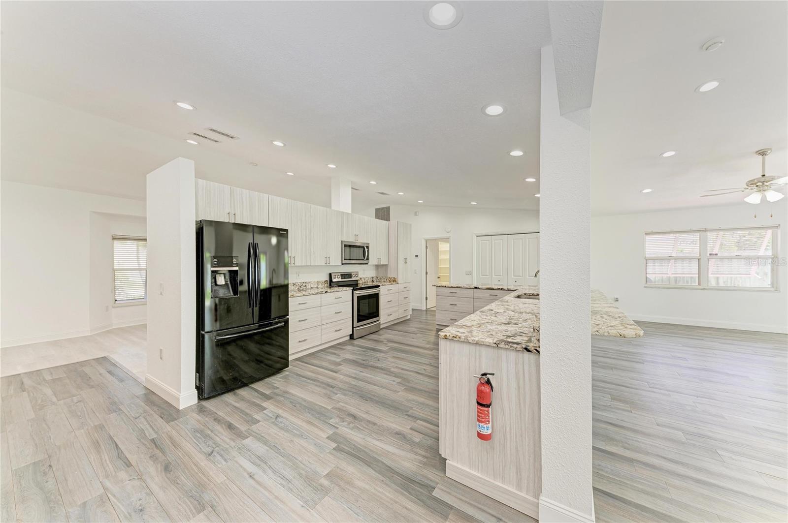 6315 4TH AVE NW, BRADENTON, FL, 34209