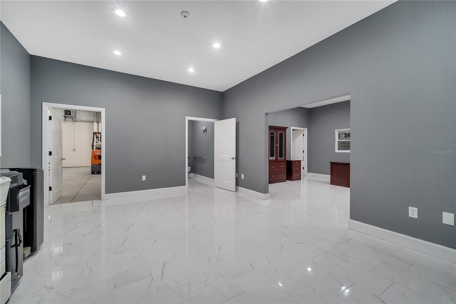 560 BARRY ST, ORLANDO, FL, 32808