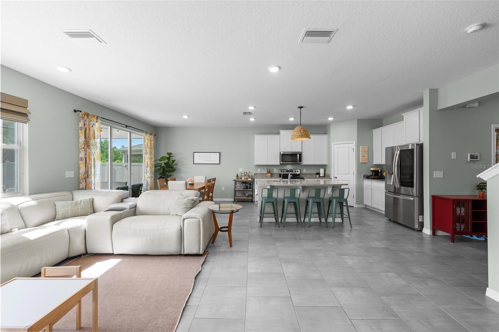 8693 BOWER BASS CIR, WESLEY CHAPEL, FL, 33545