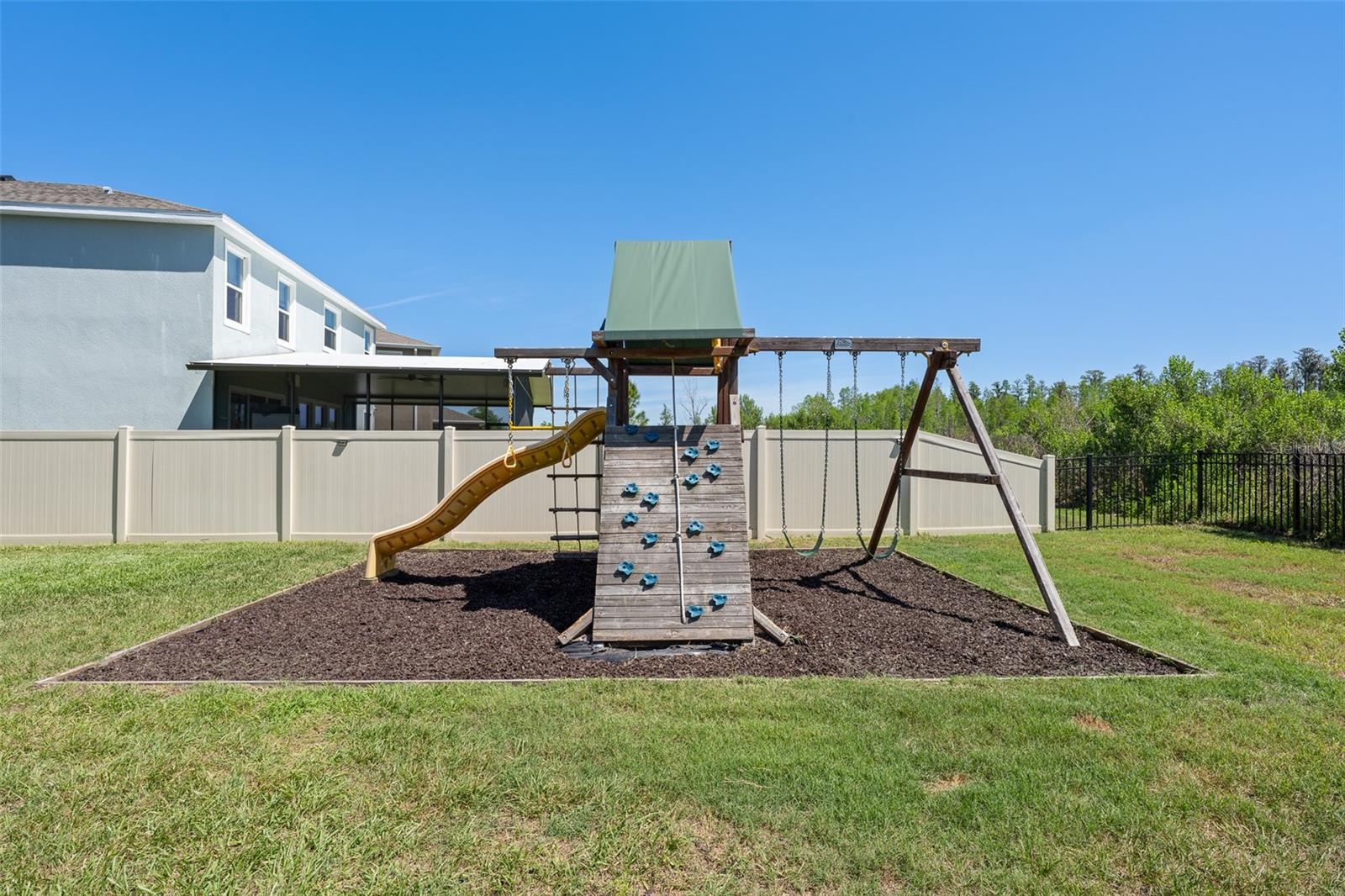 8693 BOWER BASS CIR, WESLEY CHAPEL, FL, 33545