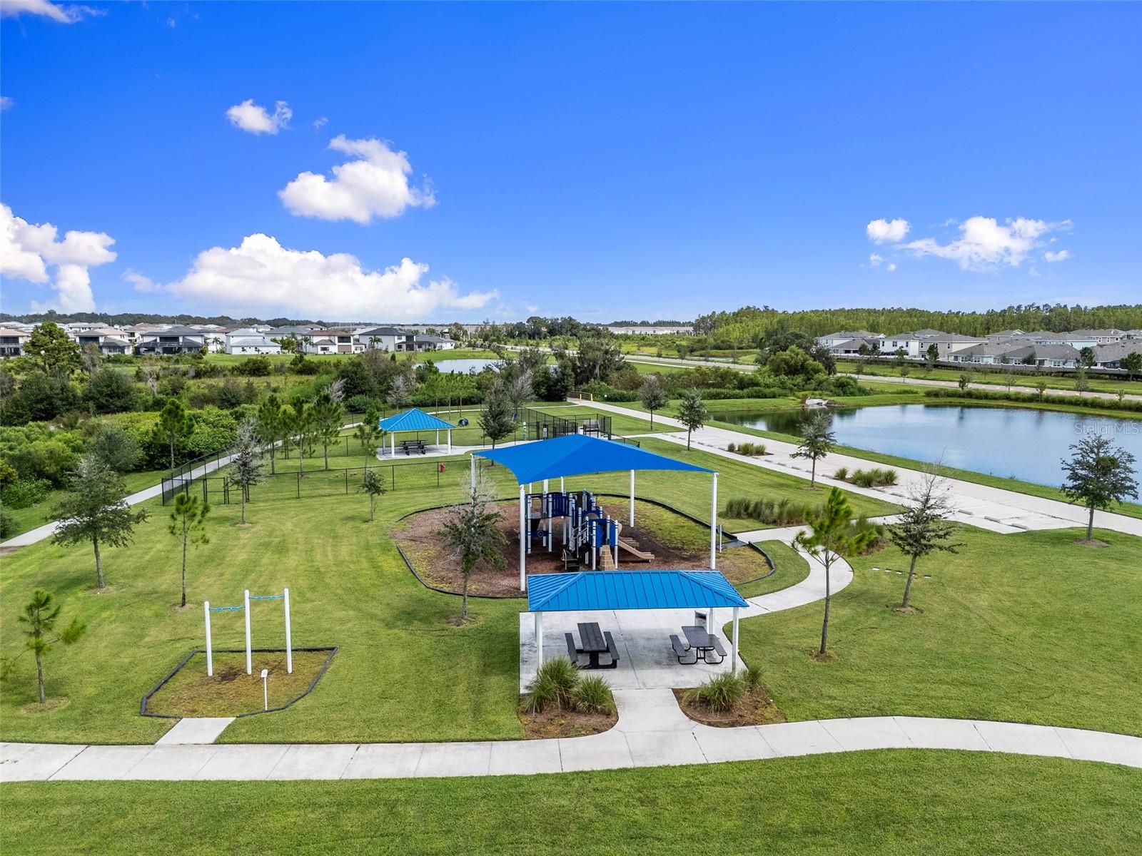 8693 BOWER BASS CIR, WESLEY CHAPEL, FL, 33545