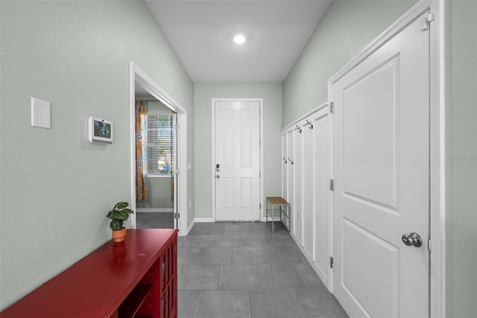 8693 BOWER BASS CIR, WESLEY CHAPEL, FL, 33545