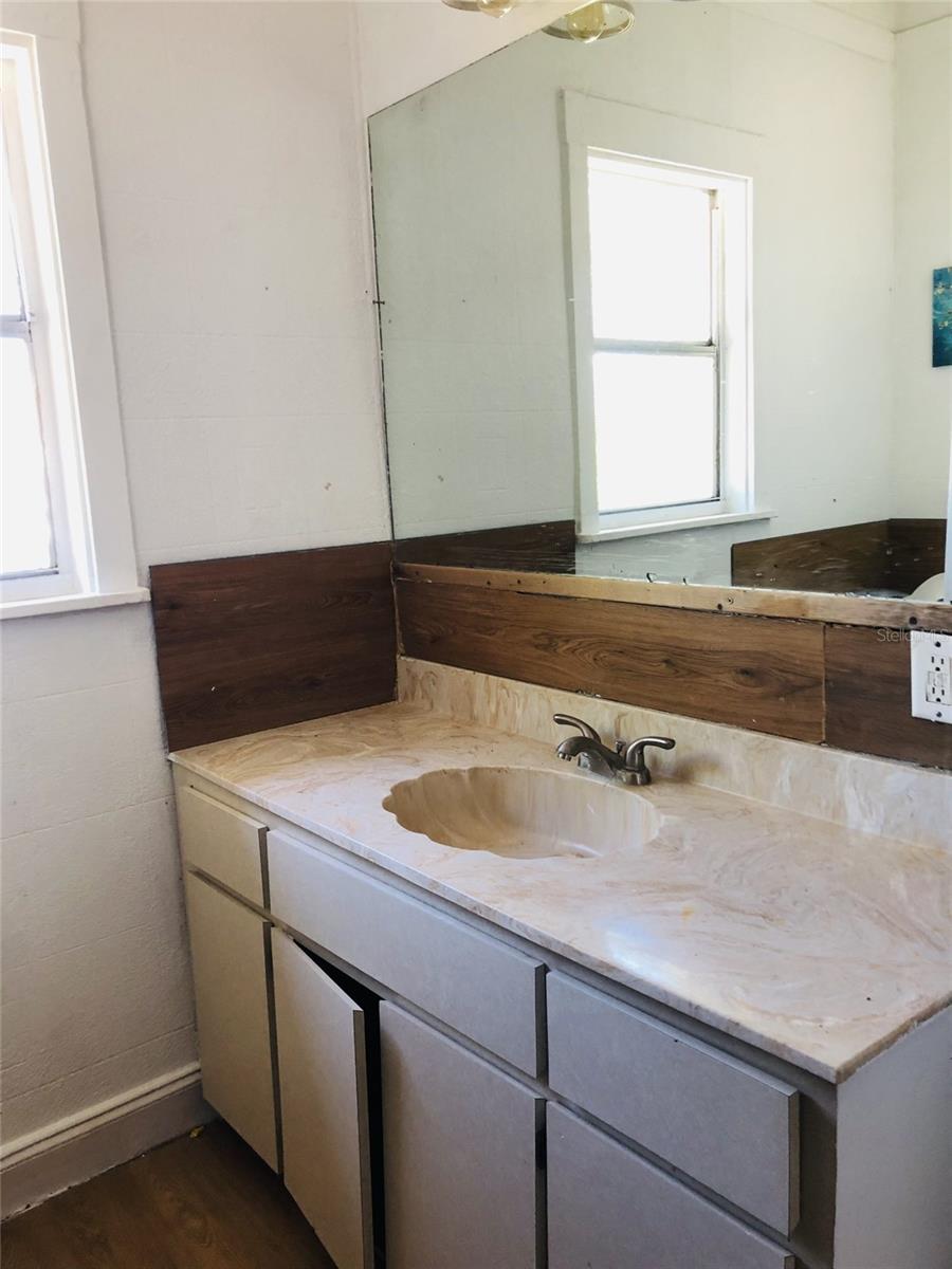 PINE CREST SUB, CLEARWATER, FL, 33755