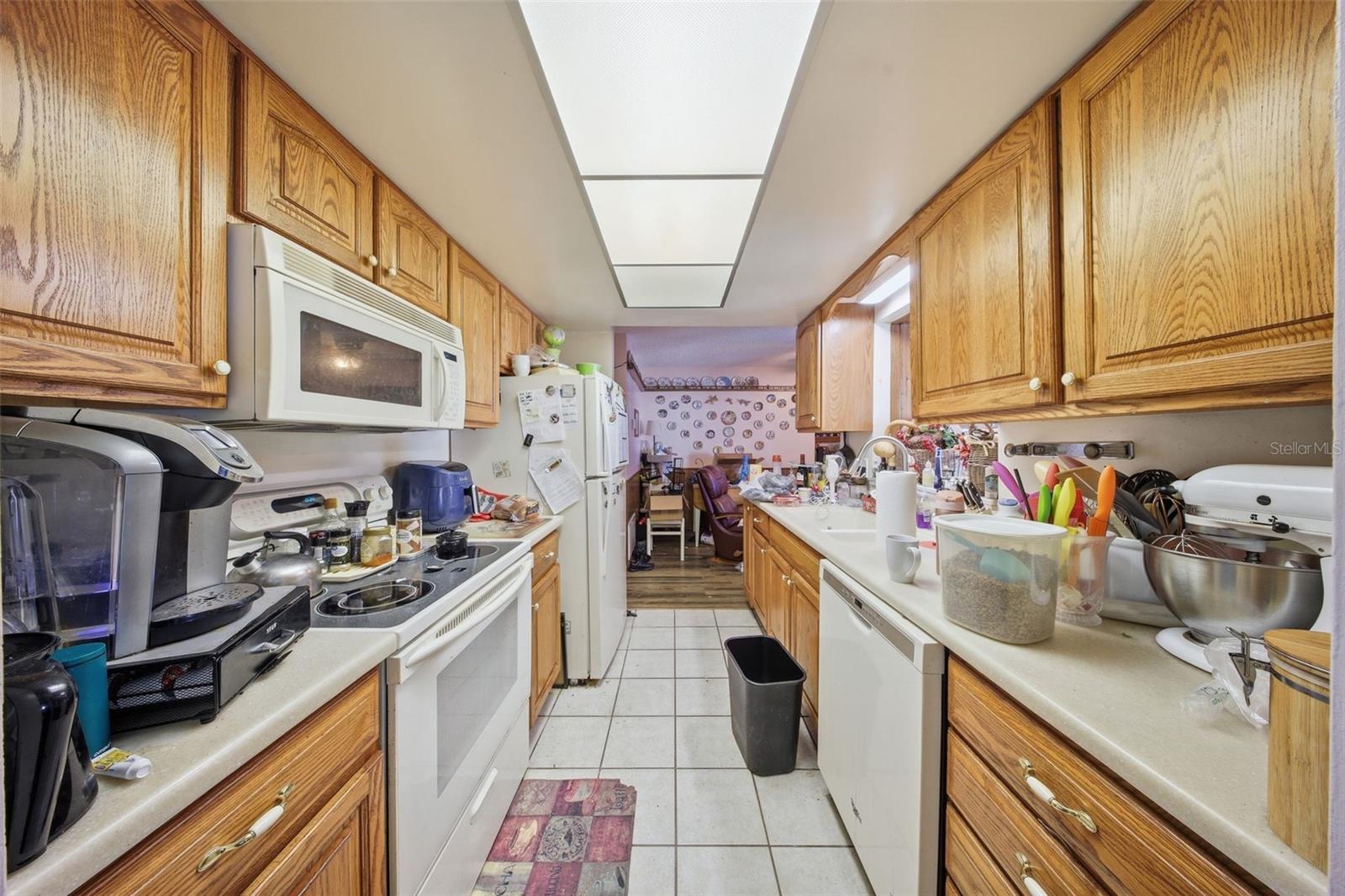 200 SIR LAWRENCE DR, SANFORD, FL, 32773