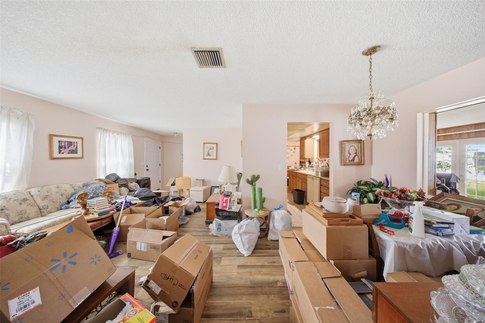 200 SIR LAWRENCE DR, SANFORD, FL, 32773