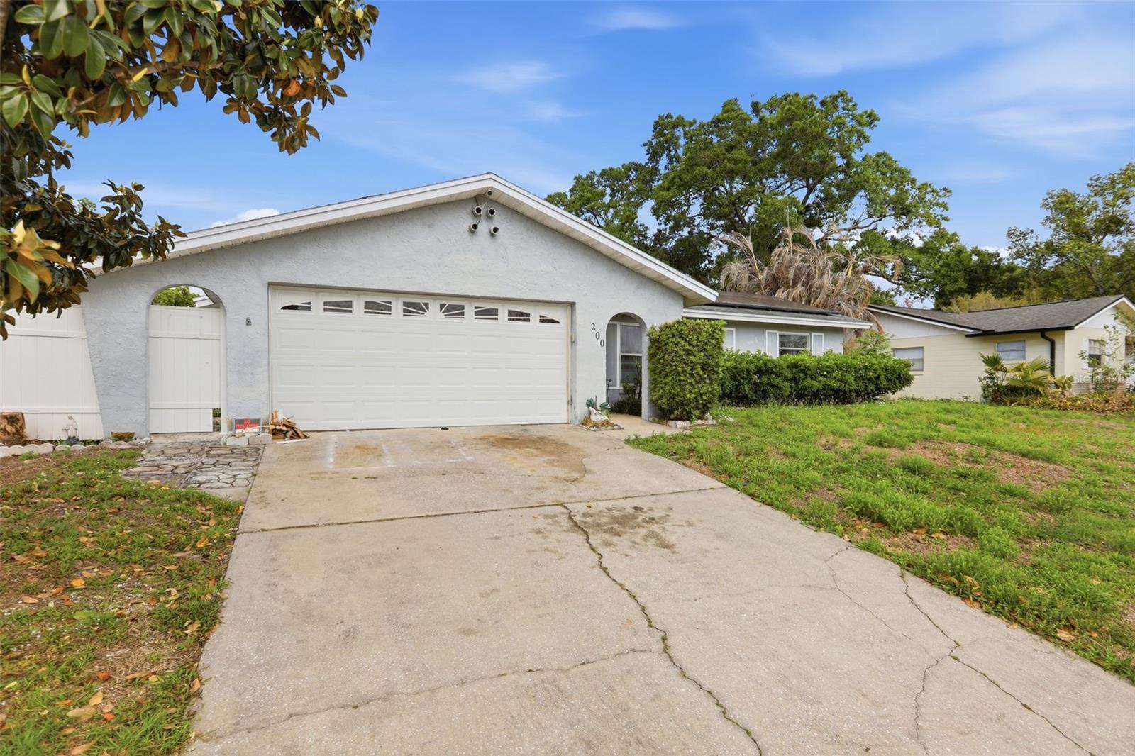 200 SIR LAWRENCE DR, SANFORD, FL, 32773