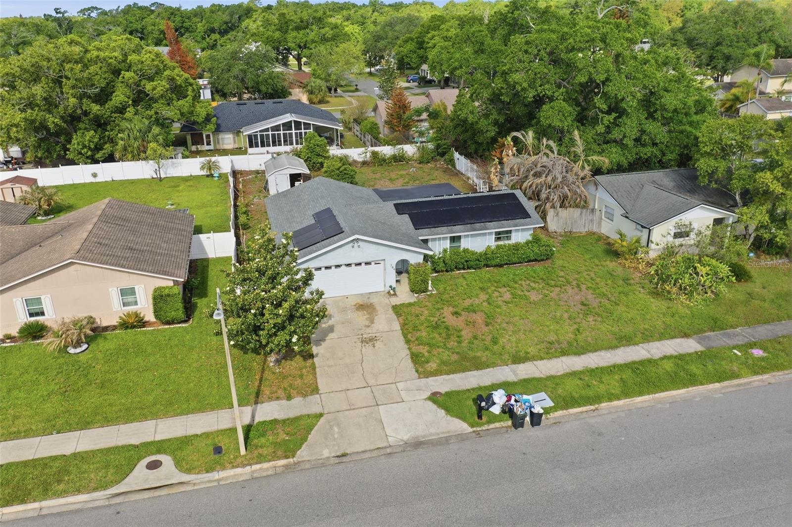 200 SIR LAWRENCE DR, SANFORD, FL, 32773