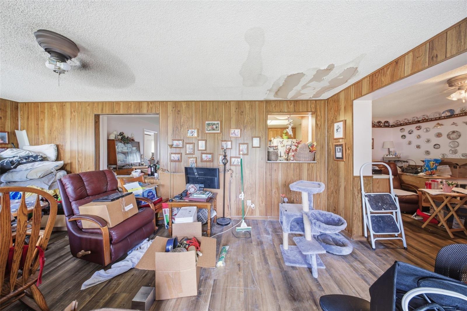 200 SIR LAWRENCE DR, SANFORD, FL, 32773