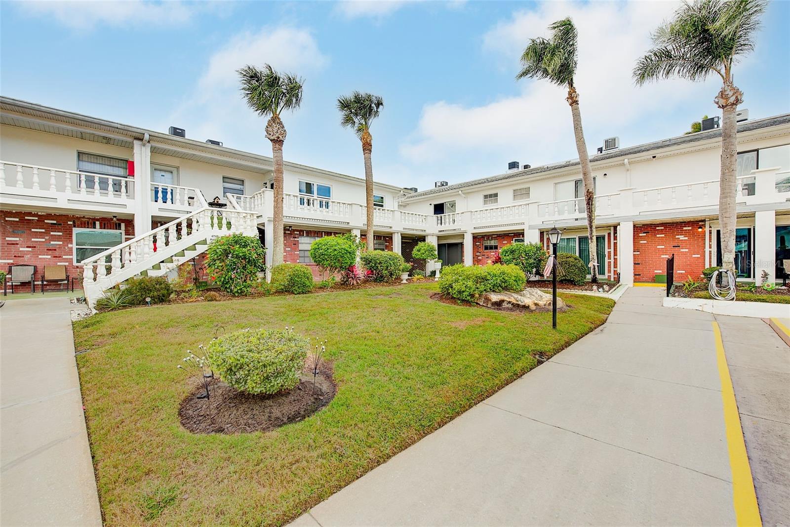 4742 AZALEA DR #213, NEW PORT RICHEY, FL, 34652