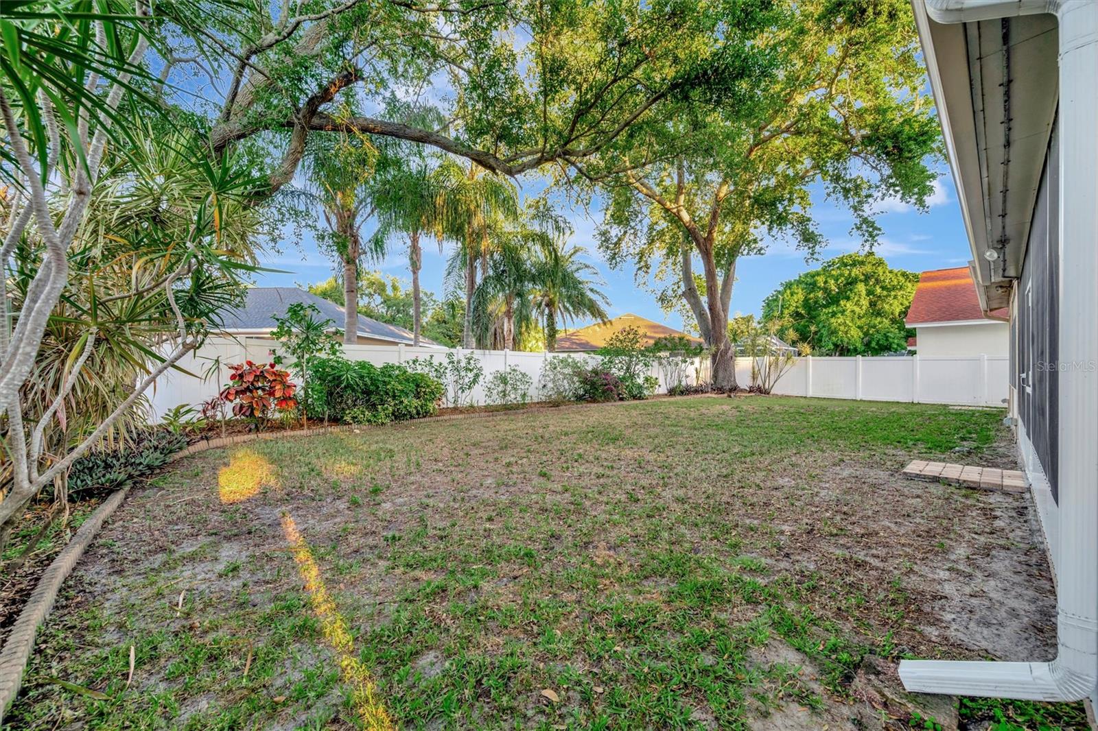 2839 SAFE HARBOR DR, TAMPA, FL, 33618